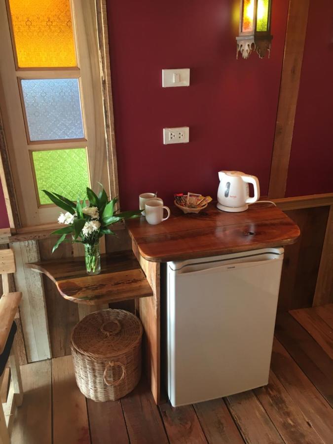 Castaway Beach Bungalows Srithanu Room photo