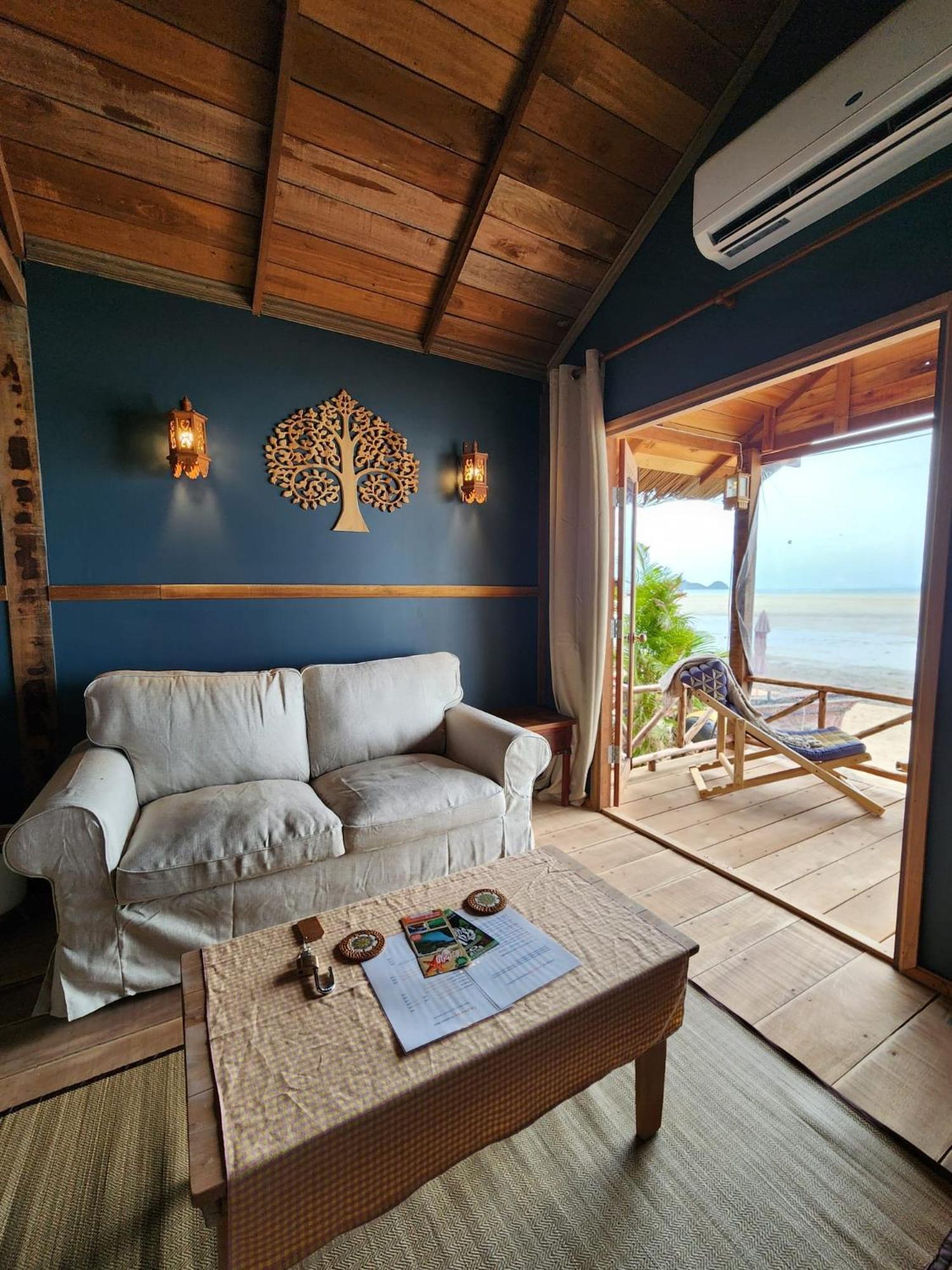 Castaway Beach Bungalows Srithanu Exterior photo
