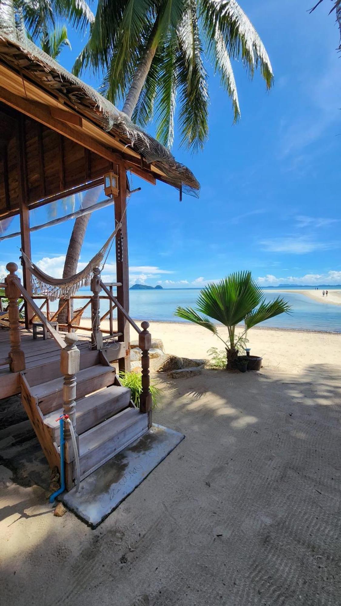 Castaway Beach Bungalows Srithanu Exterior photo