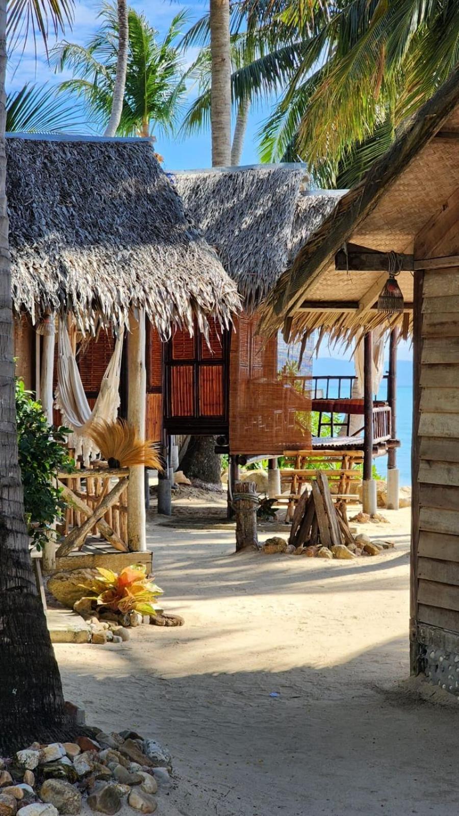 Castaway Beach Bungalows Srithanu Exterior photo